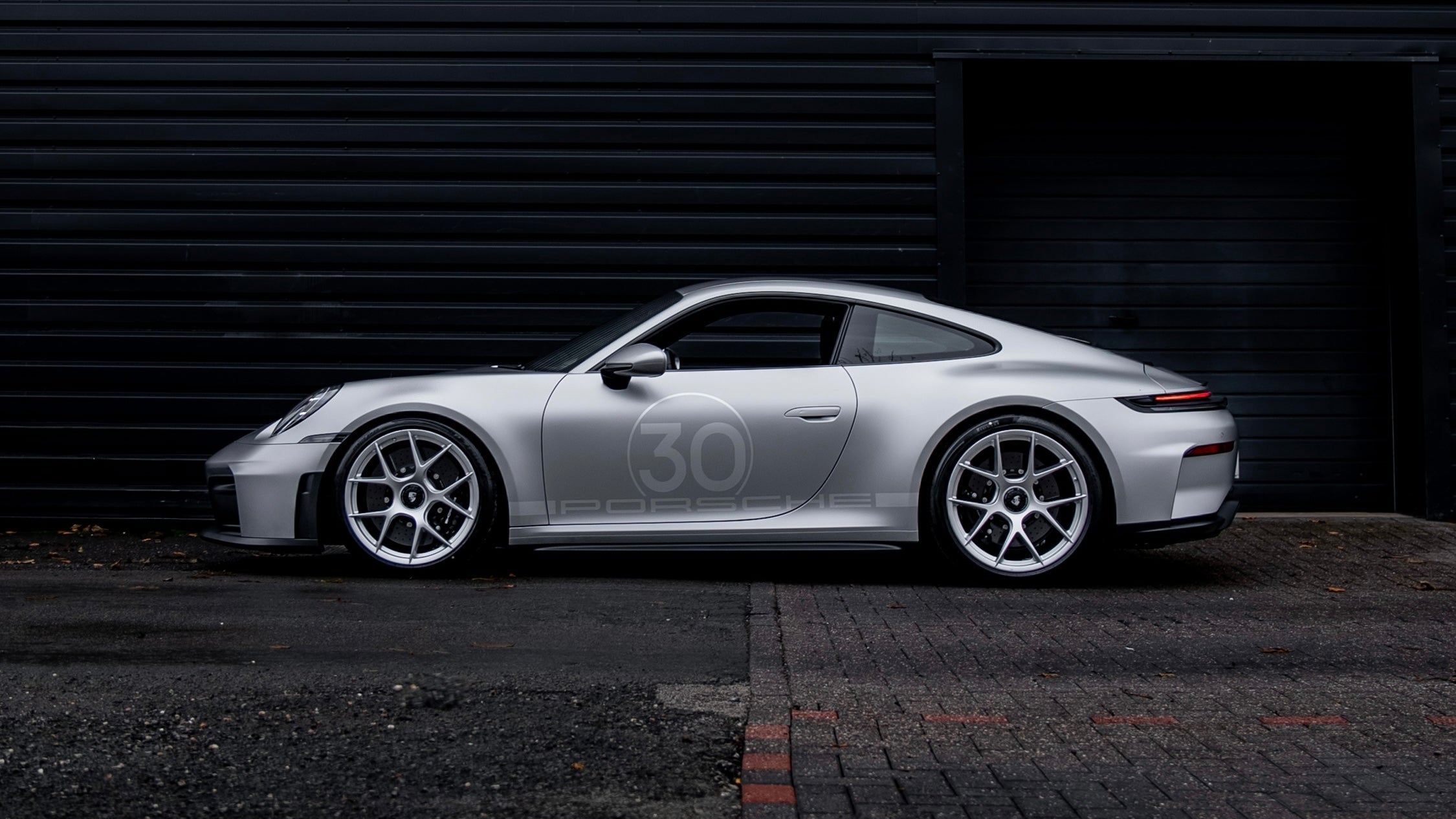 THE JCR PORSCHE 911 992.2 GT3 TOURING HAS ARRIVED