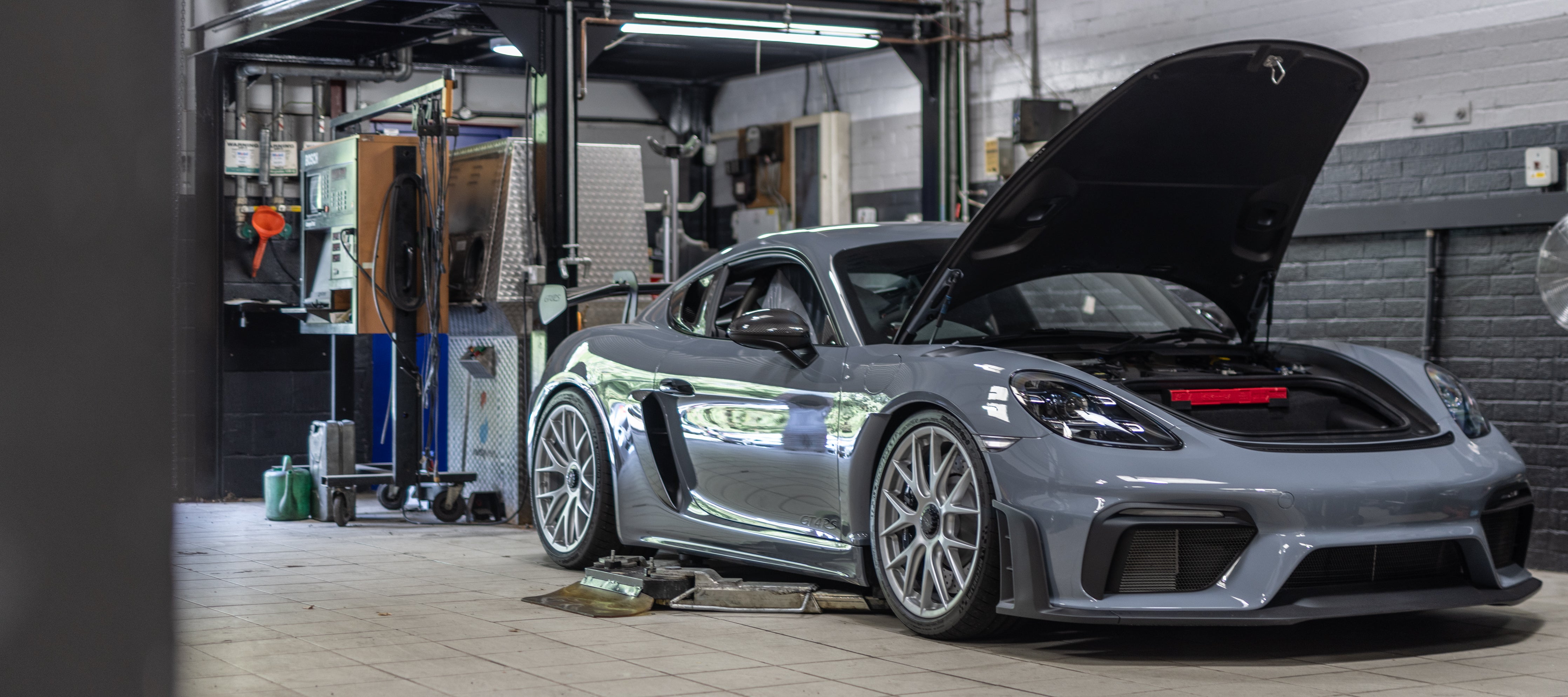 JCR 718 GT4 RS PROJECT - INSTALMENT 01 (SUSPENSION & BRAKES)