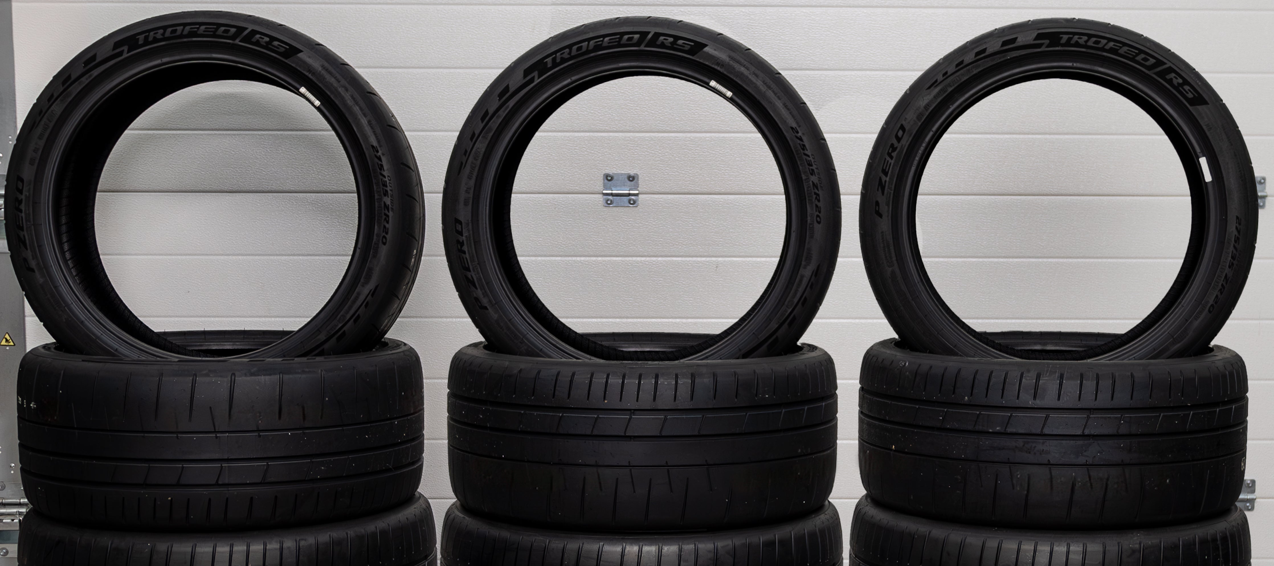 PIRELLI TROFEO RS vs MICHELIN CUP 2R